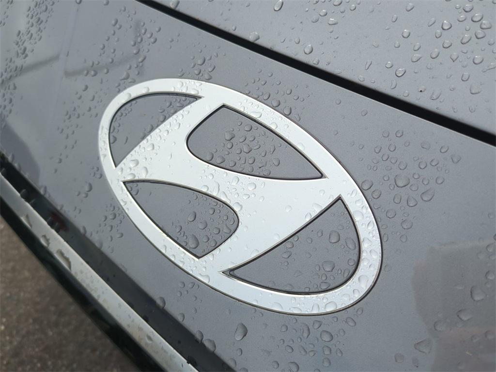 new 2025 Hyundai Elantra car, priced at $23,668
