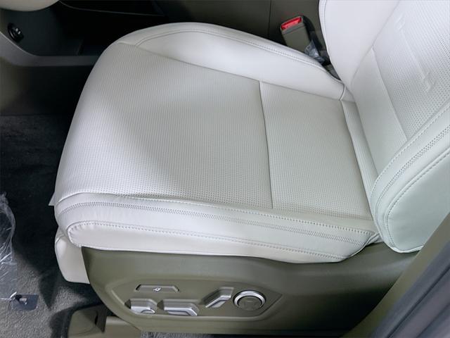 new 2025 Hyundai Santa Fe car, priced at $47,816