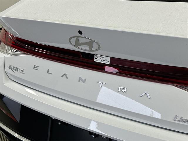 new 2025 Hyundai Elantra car, priced at $26,594