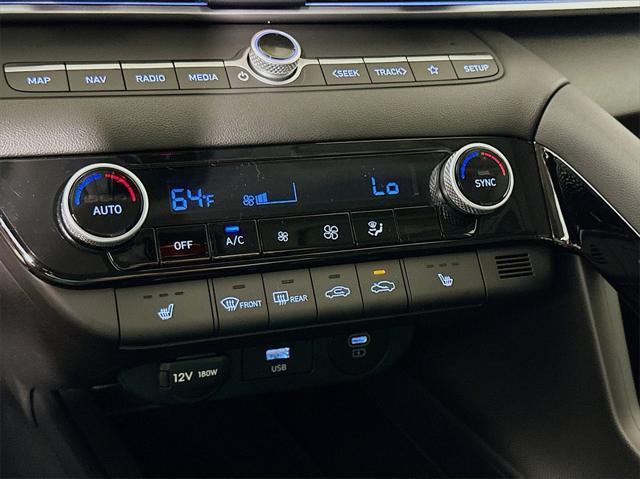 new 2025 Hyundai Elantra car, priced at $26,594