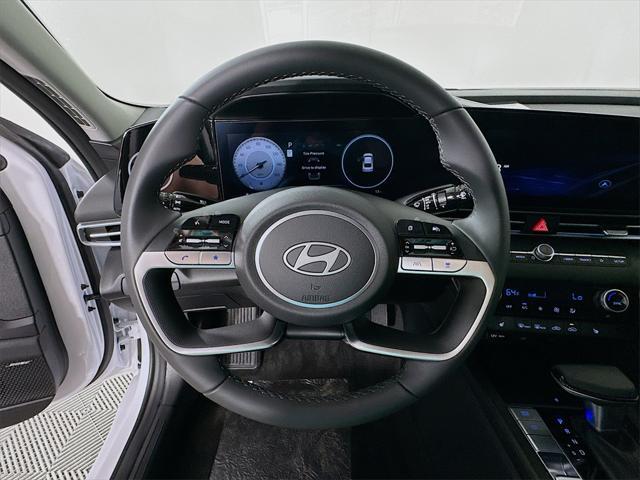 new 2025 Hyundai Elantra car, priced at $26,594