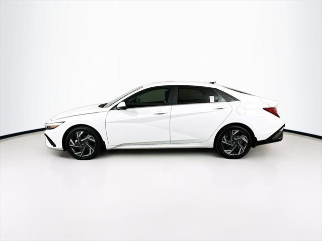 new 2025 Hyundai Elantra car, priced at $26,594