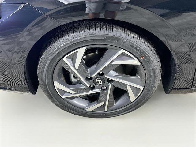 new 2025 Hyundai Elantra car, priced at $25,379