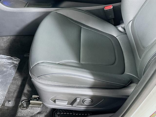 new 2025 Hyundai Tucson car, priced at $38,075