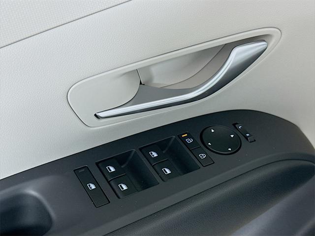 new 2025 Hyundai Tucson car, priced at $28,603