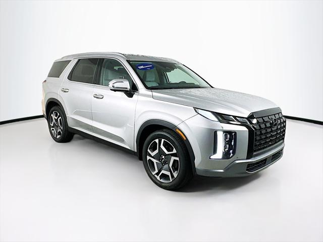 used 2025 Hyundai Palisade car, priced at $42,591