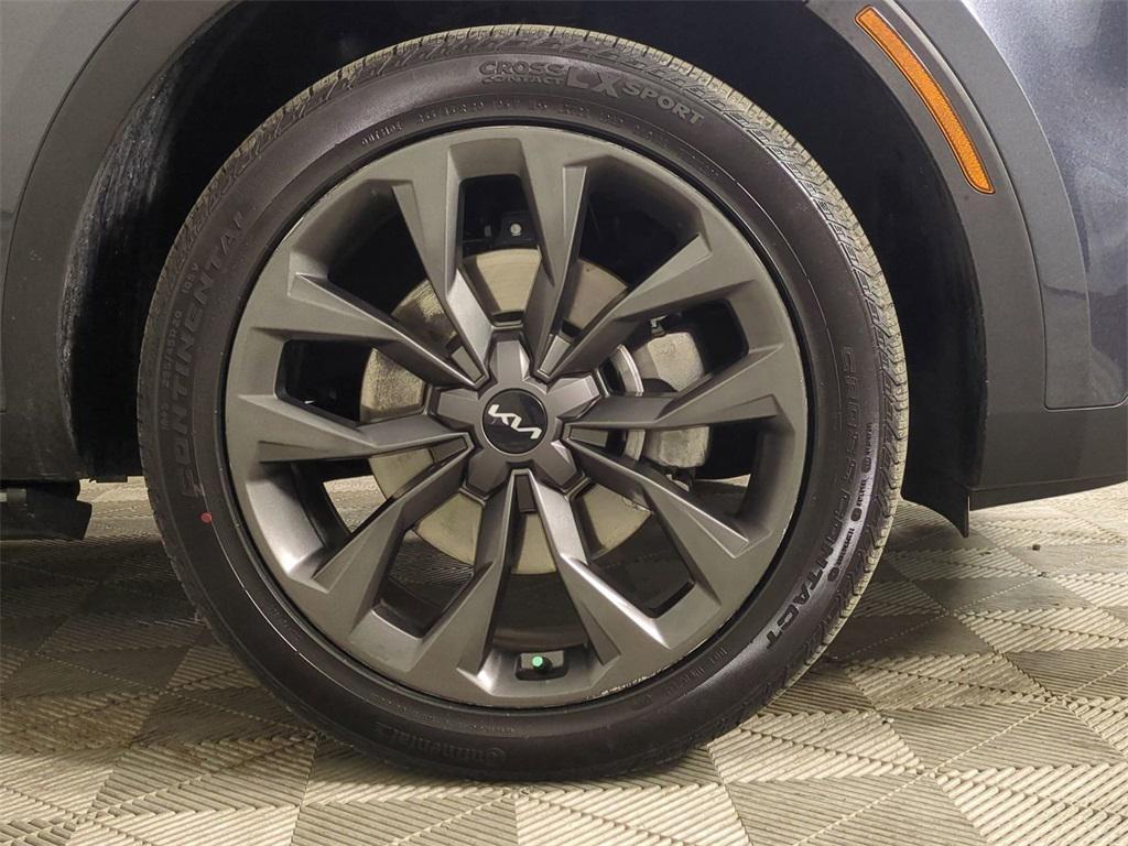 used 2023 Kia Sorento car, priced at $29,143
