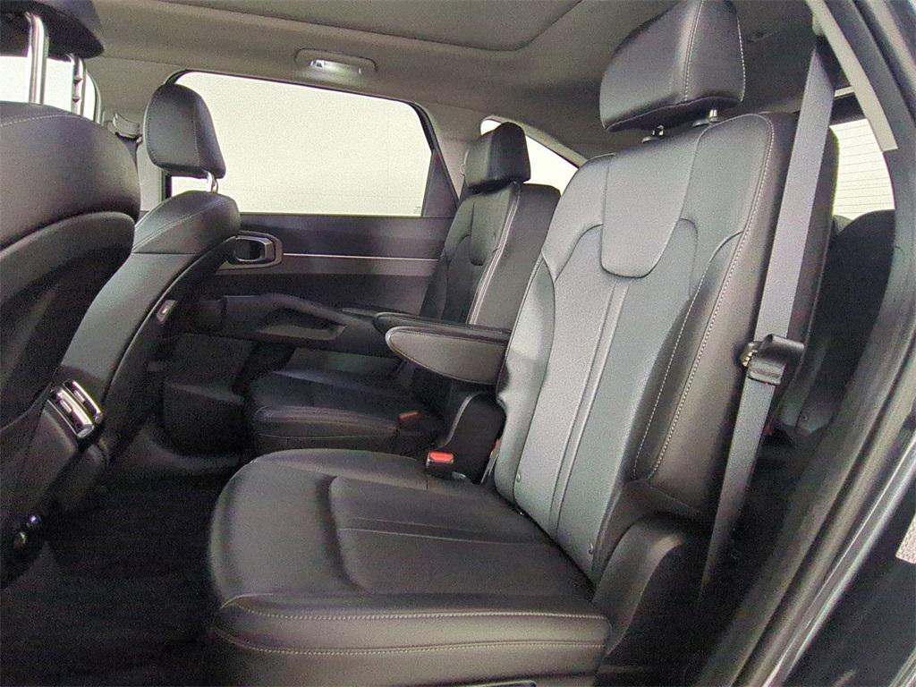 used 2023 Kia Sorento car, priced at $29,143