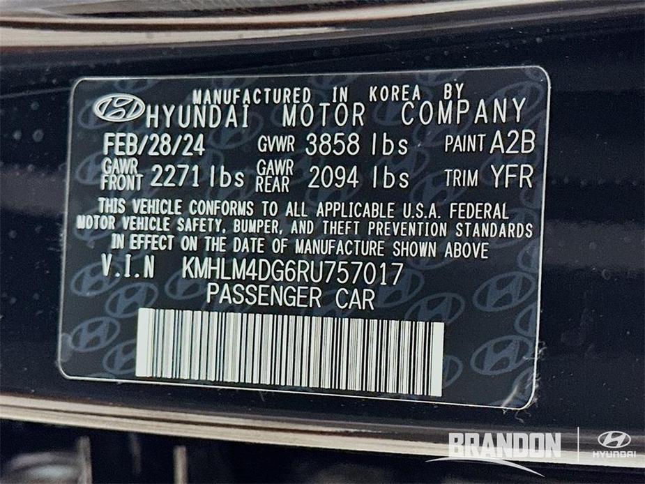 new 2024 Hyundai Elantra car, priced at $22,500