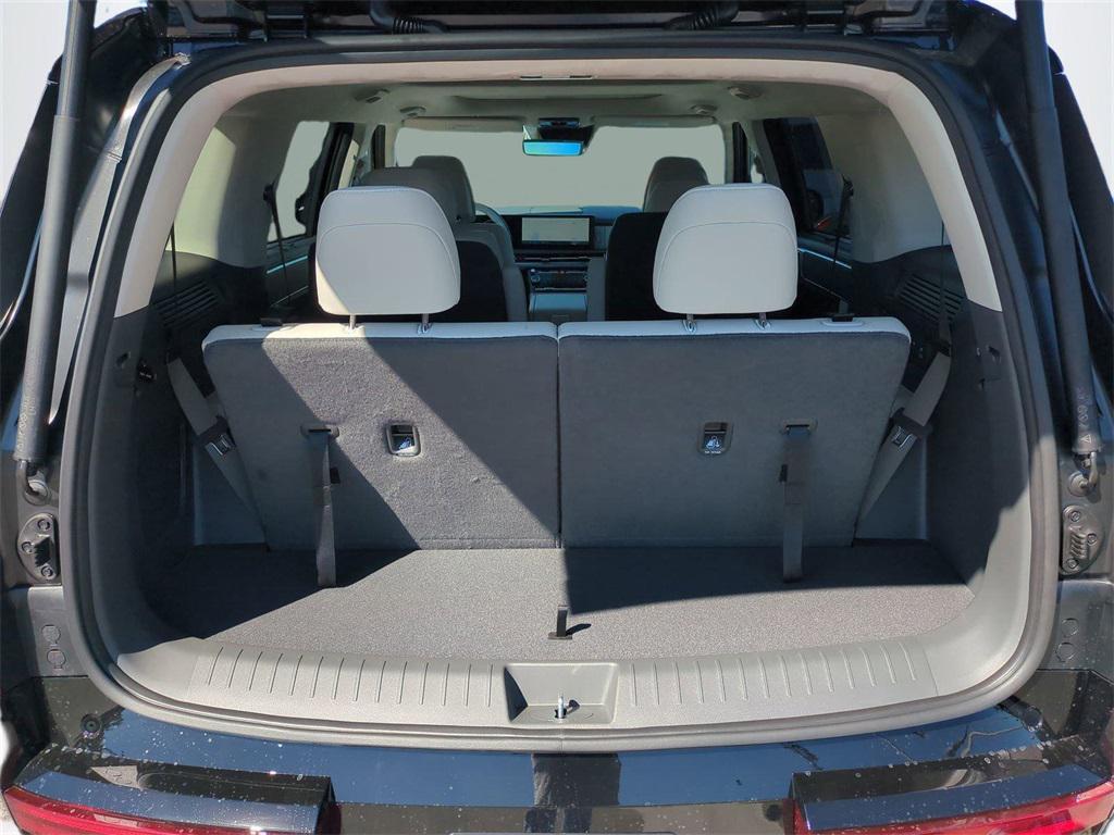 new 2026 Hyundai SANTA FE HEV car, priced at $45,190