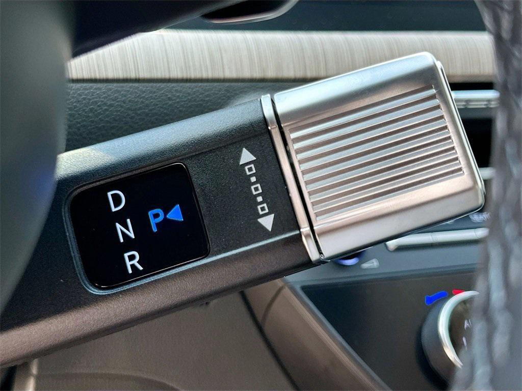 new 2025 Hyundai Sonata Hybrid car, priced at $39,033