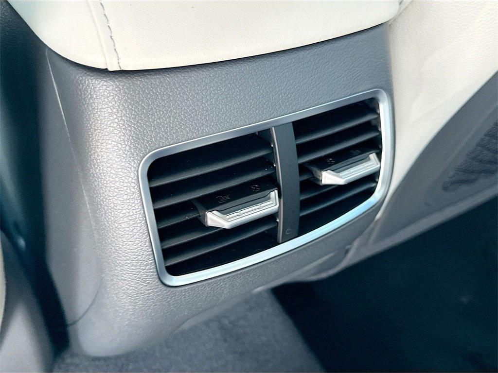 new 2025 Hyundai Sonata Hybrid car, priced at $39,033