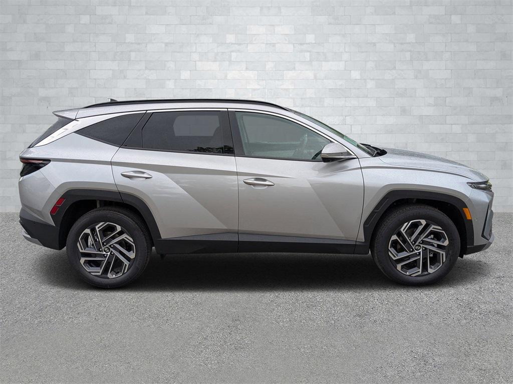 new 2025 Hyundai TUCSON Hybrid car, priced at $42,494