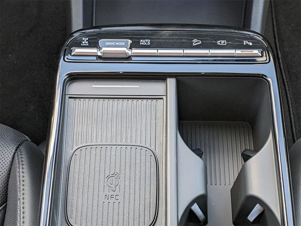 new 2025 Hyundai TUCSON Hybrid car, priced at $42,494