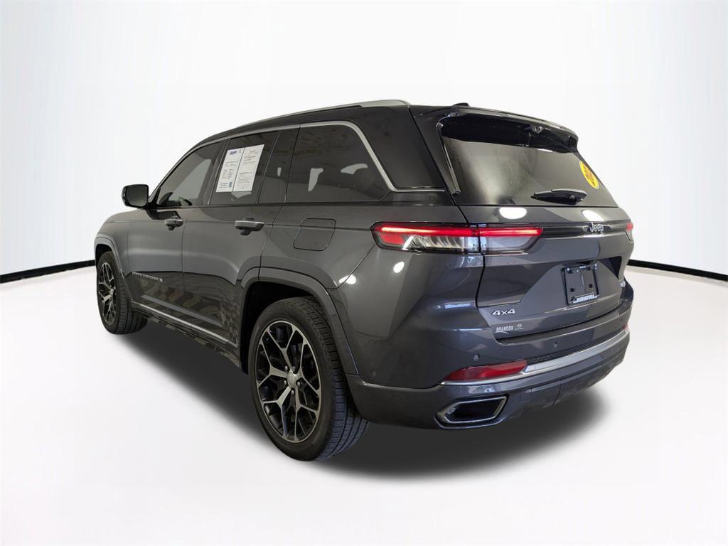 used 2022 Jeep Grand Cherokee car, priced at $39,106