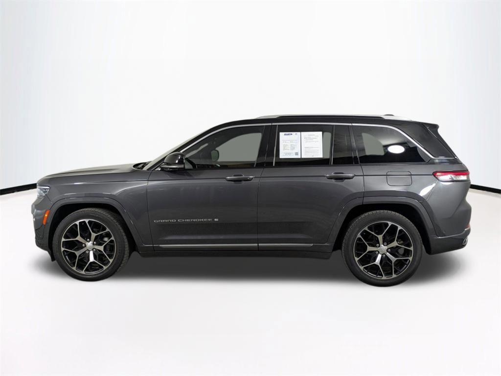 used 2022 Jeep Grand Cherokee car, priced at $39,106