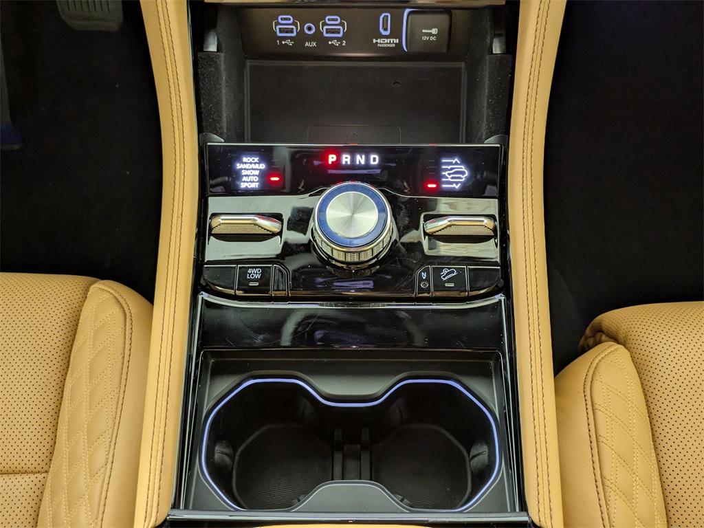 used 2022 Jeep Grand Cherokee car, priced at $39,106