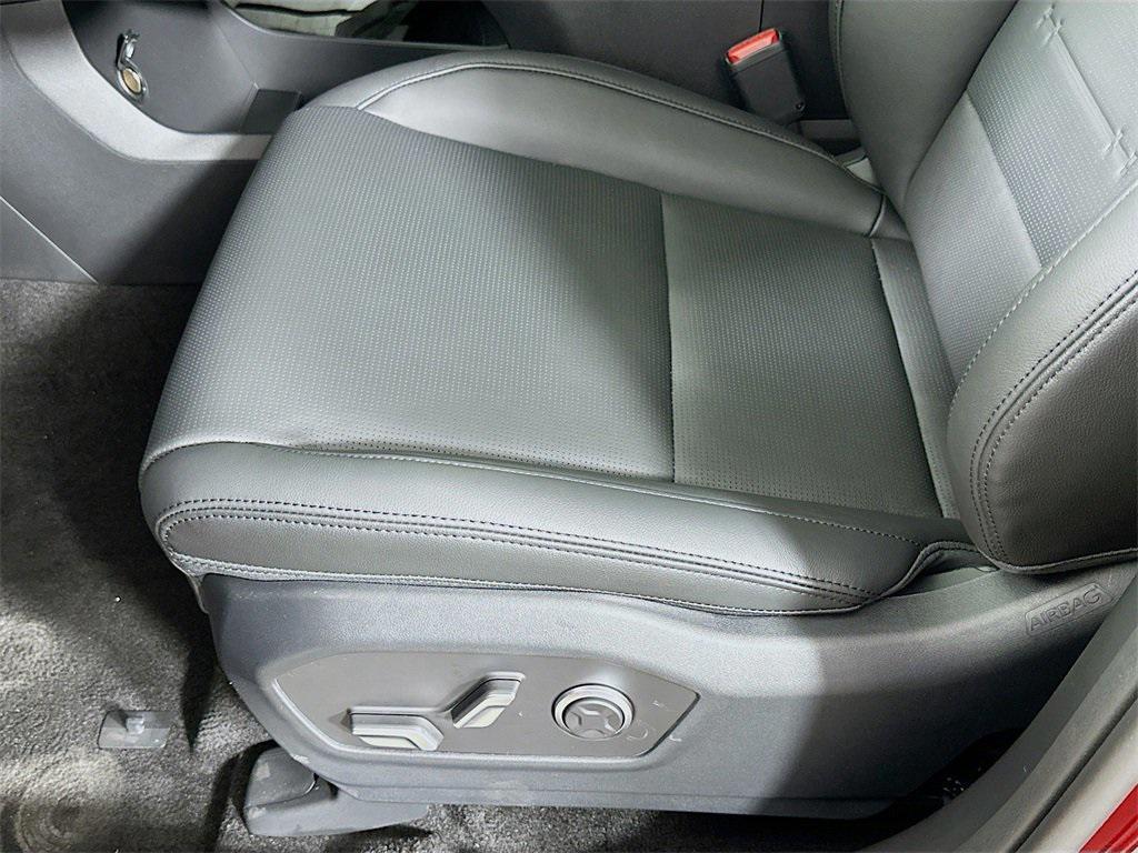 new 2025 Hyundai Santa Fe car, priced at $42,853
