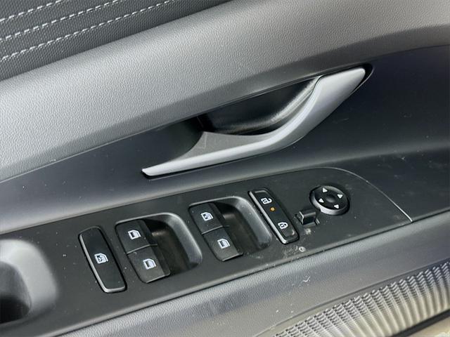 new 2025 Hyundai ELANTRA HEV car, priced at $25,324