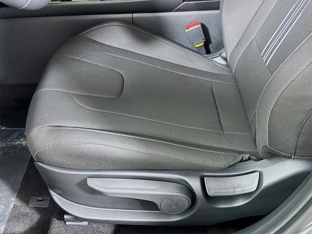 new 2025 Hyundai Elantra car, priced at $27,005