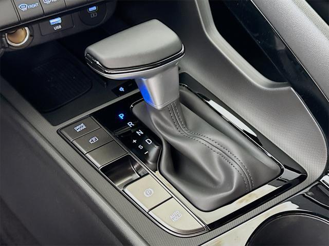 new 2025 Hyundai Elantra car, priced at $27,005