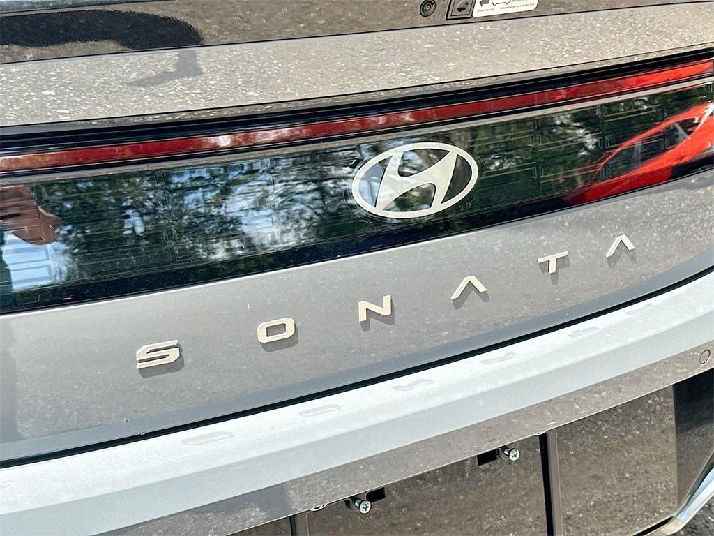new 2025 Hyundai Sonata Hybrid car, priced at $34,293