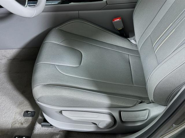 new 2025 Hyundai Elantra car, priced at $25,216