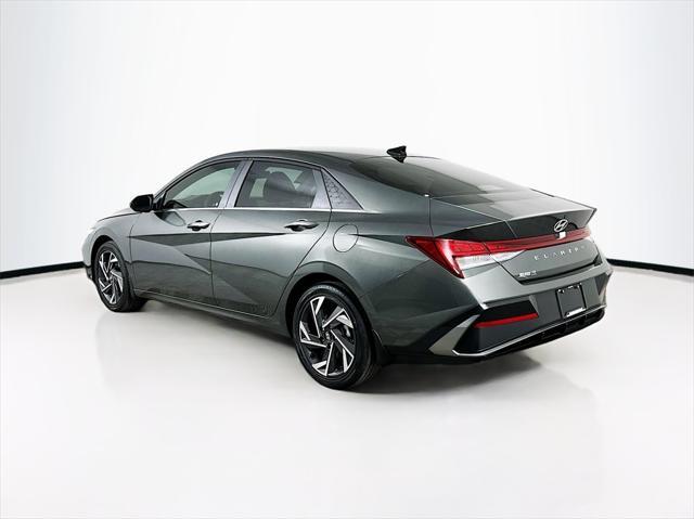 new 2025 Hyundai Elantra car, priced at $25,216