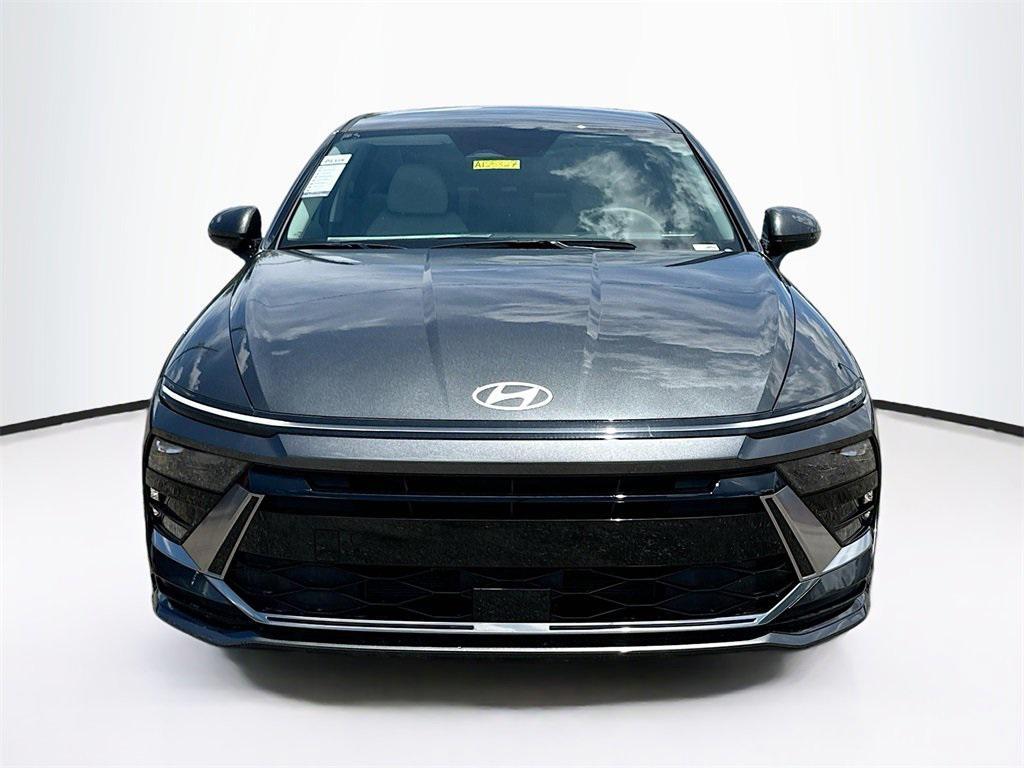 new 2025 Hyundai Sonata Hybrid car, priced at $26,476