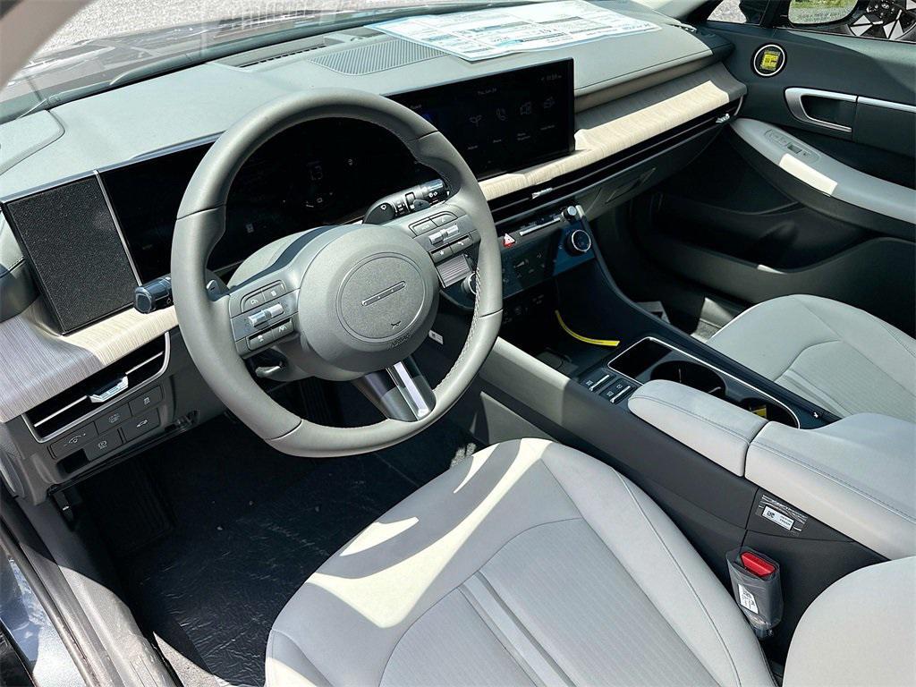 new 2025 Hyundai Sonata Hybrid car, priced at $26,476