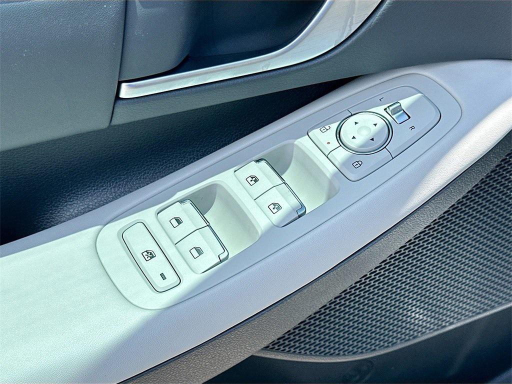 new 2025 Hyundai Sonata Hybrid car, priced at $26,476