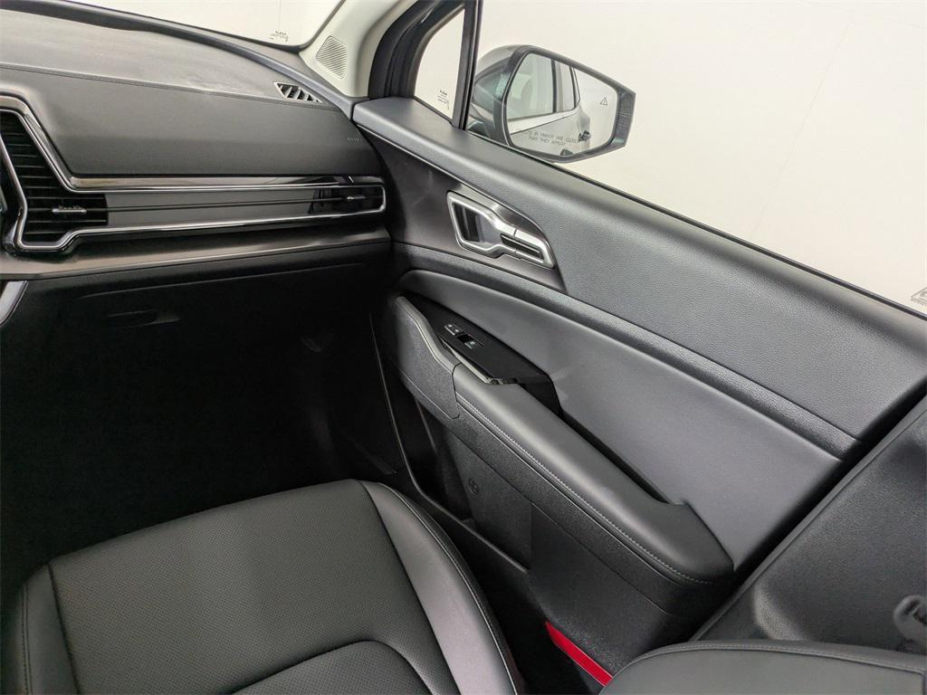 used 2024 Kia Sportage Hybrid car, priced at $29,206