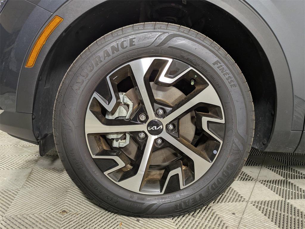 used 2024 Kia Sportage Hybrid car, priced at $29,206