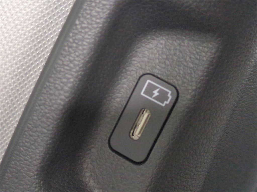 used 2025 Hyundai Santa Fe car, priced at $29,500