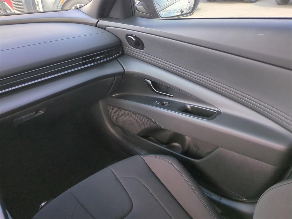 new 2025 Hyundai ELANTRA HEV car, priced at $24,229