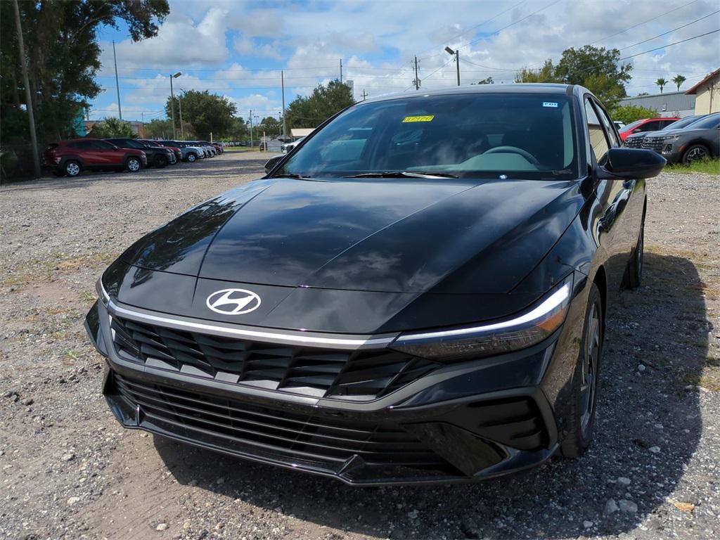 new 2025 Hyundai ELANTRA HEV car, priced at $24,306