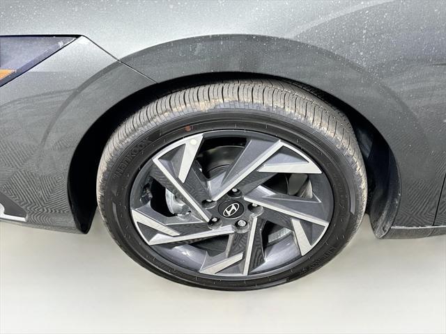 new 2025 Hyundai Elantra car, priced at $27,309