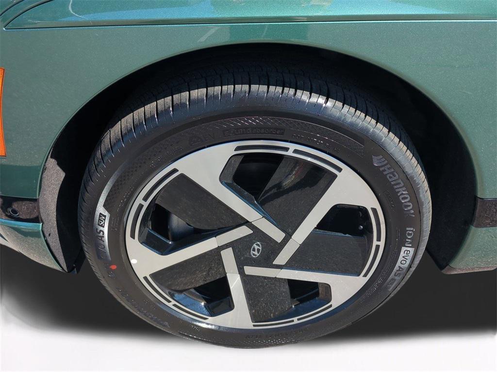 new 2026 Hyundai IONIQ 9 car, priced at $72,213