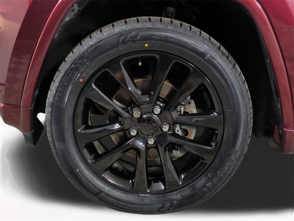 used 2018 Jeep Grand Cherokee car, priced at $15,411