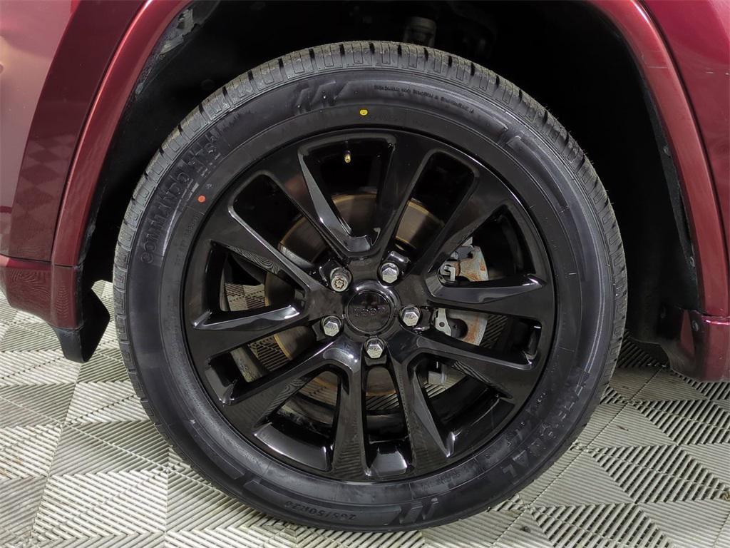 used 2018 Jeep Grand Cherokee car, priced at $16,019