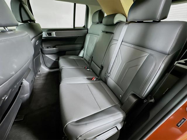 new 2025 Hyundai Santa Fe car, priced at $39,597