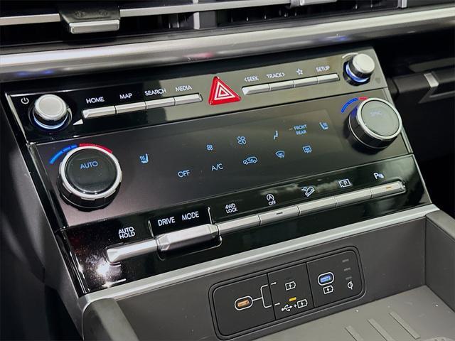new 2025 Hyundai Santa Fe car, priced at $39,597