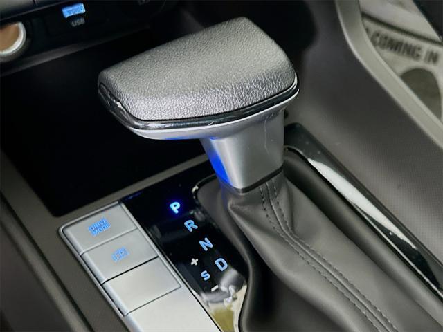 new 2025 Hyundai Elantra car, priced at $22,657