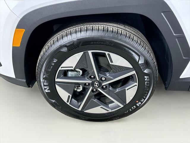 new 2025 Hyundai Tucson car, priced at $32,011
