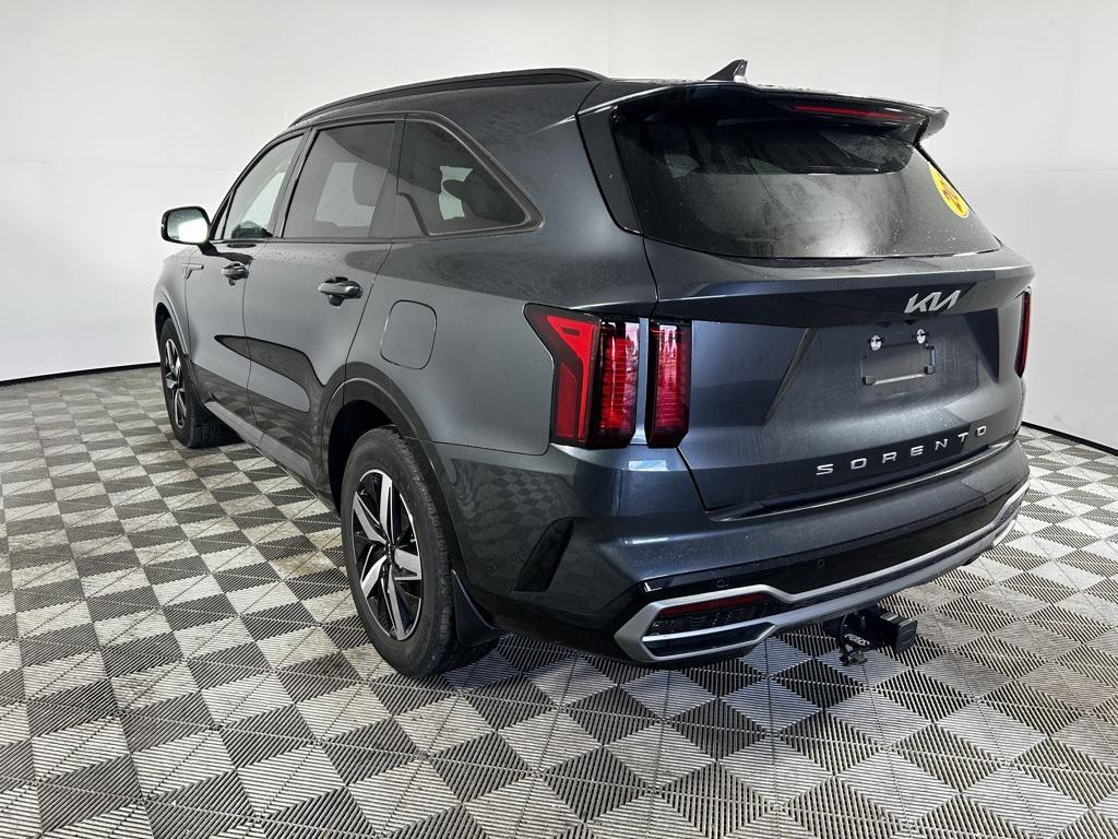 used 2022 Kia Sorento car, priced at $22,498