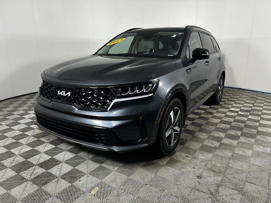 used 2022 Kia Sorento car, priced at $22,498