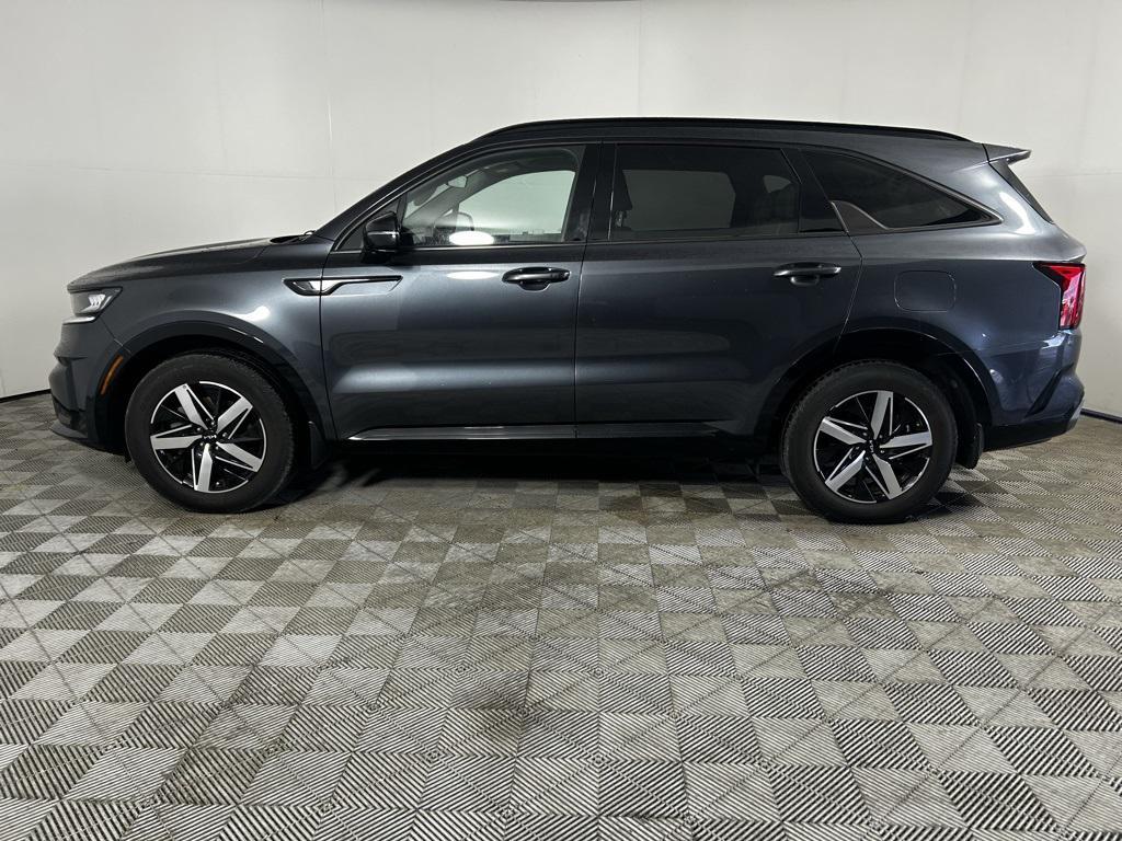 used 2022 Kia Sorento car, priced at $22,498