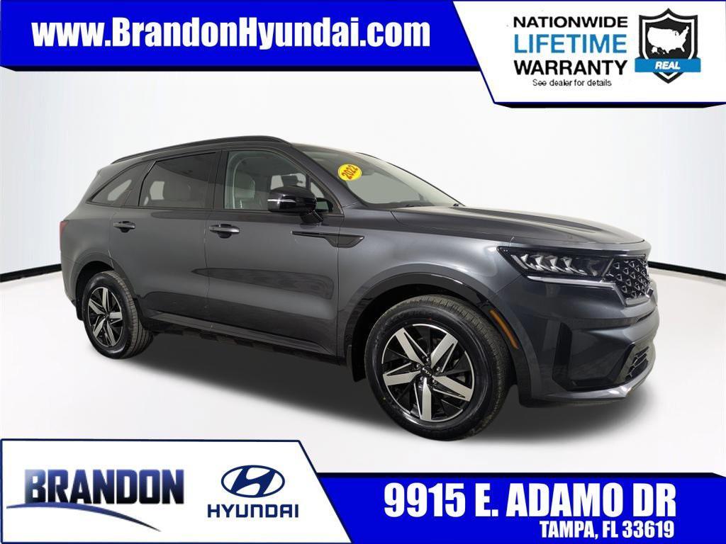 used 2022 Kia Sorento car, priced at $22,107