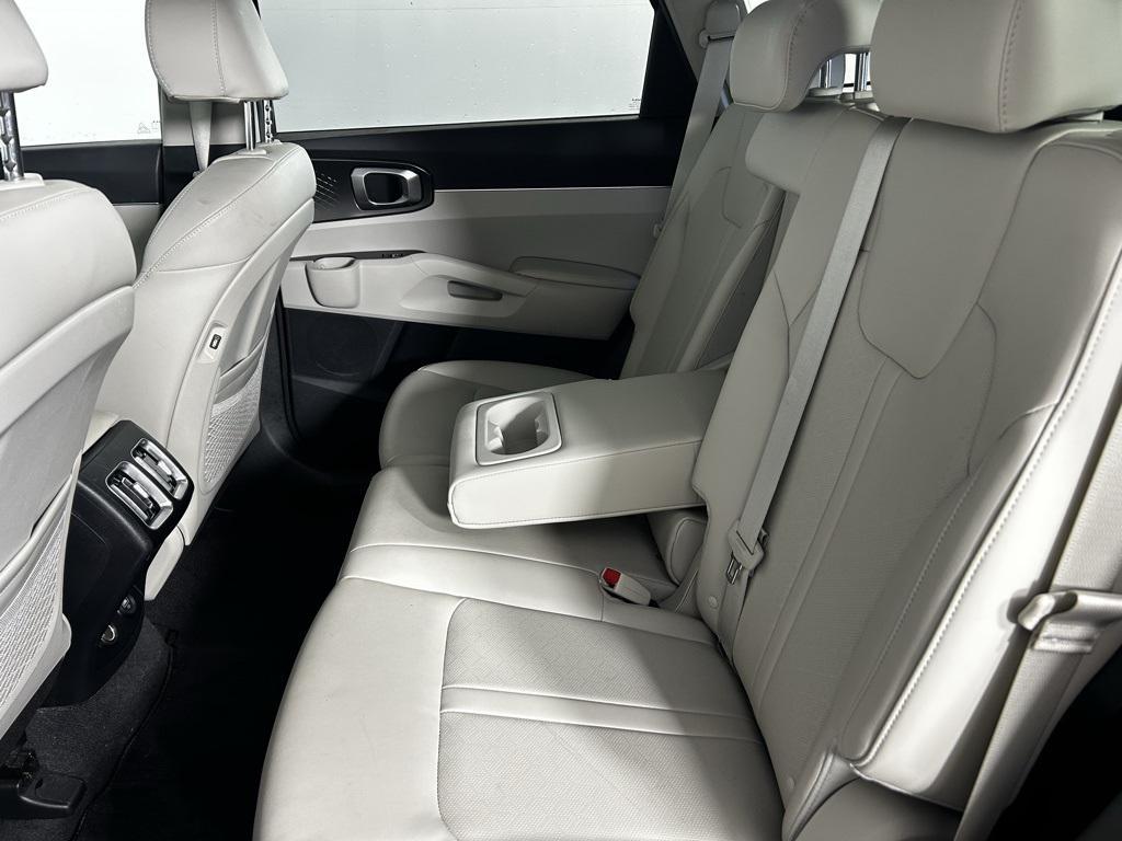 used 2022 Kia Sorento car, priced at $22,498