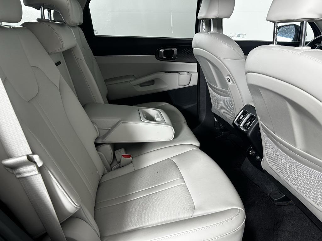 used 2022 Kia Sorento car, priced at $22,498